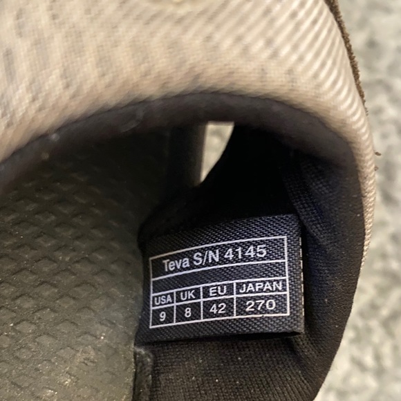 Teva Slides Men’s Size 9, Black - Picture 4 of 4